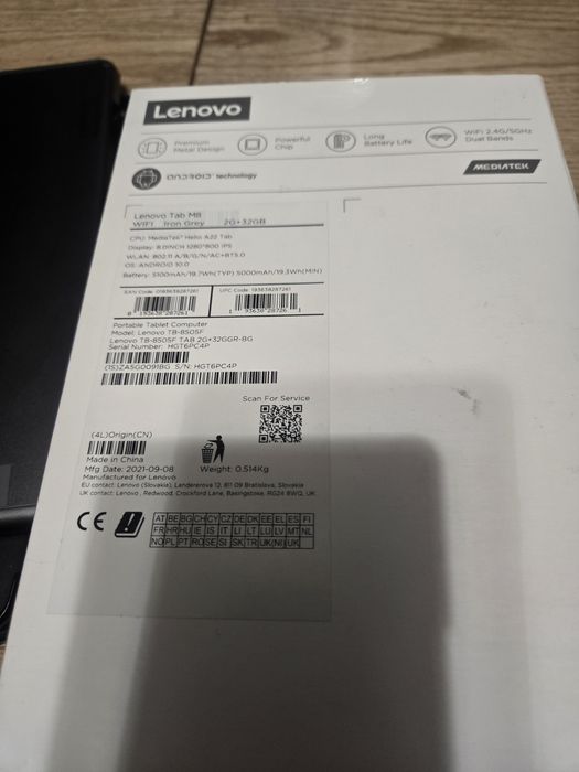 Продавам таблет Lenovo  Tab M8