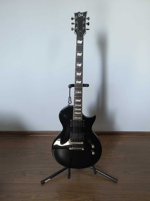 Chitara ESP LTD EC-330