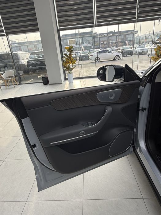 Leapmotor c11 300 km gibrit