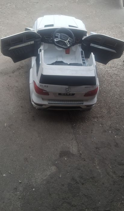 De vânzare  mașinuța