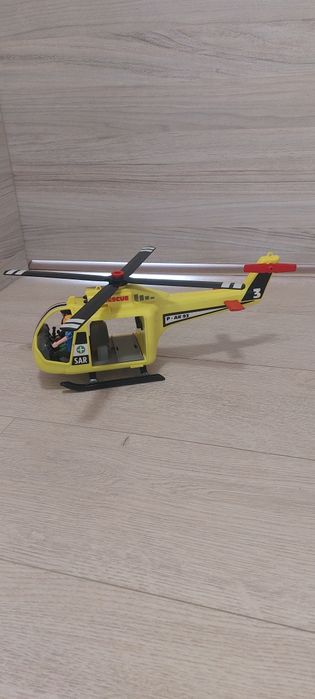 Хеликоптер играчка