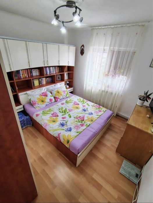 Apartament 3 camere navodai