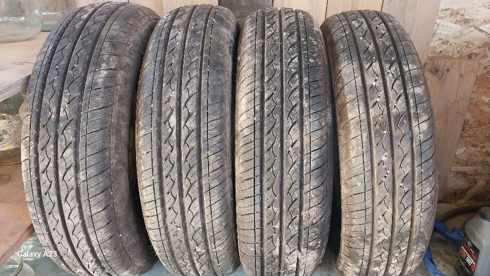 Шина 155/70 R13.