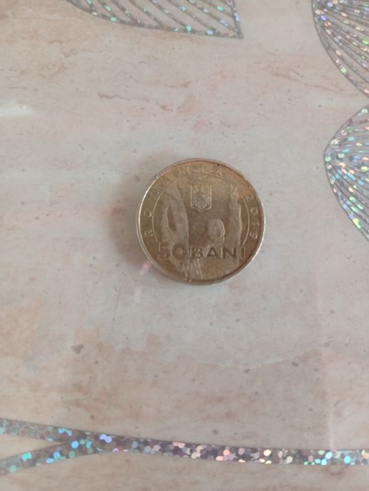 Vând monedă  antichități
