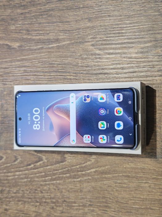 Като нов Motorola Edge 60 Fusion 256 GB 22 м гаранция