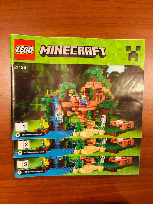 LEGO Minecraft 21125 Casuta din jungla
