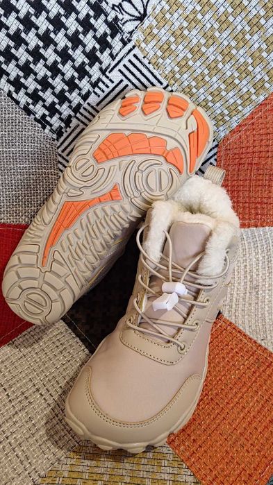 Нови детски зимни боти/обувки р-р 34