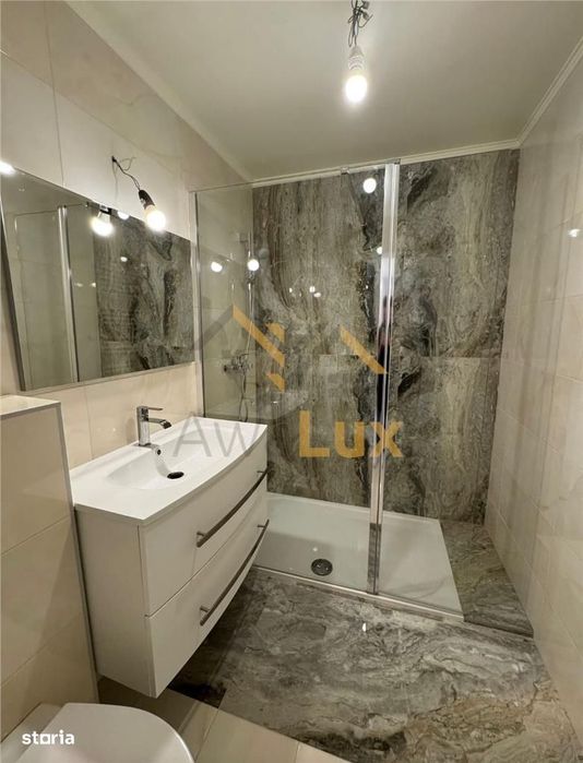 Apartament 3 camere de vanzare, str. Marasesti