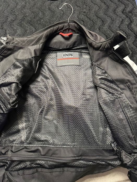 Geacă moto IXS Levante – Mărime L – Mesh vară – Protecții incluse