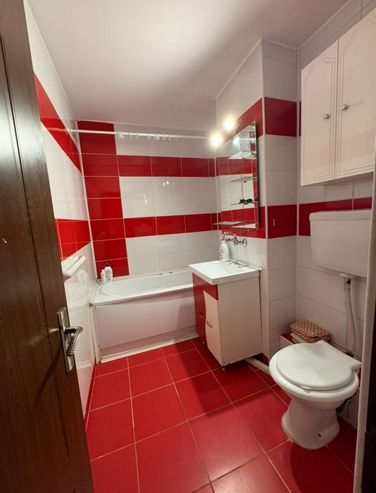 Apartament de închiriat