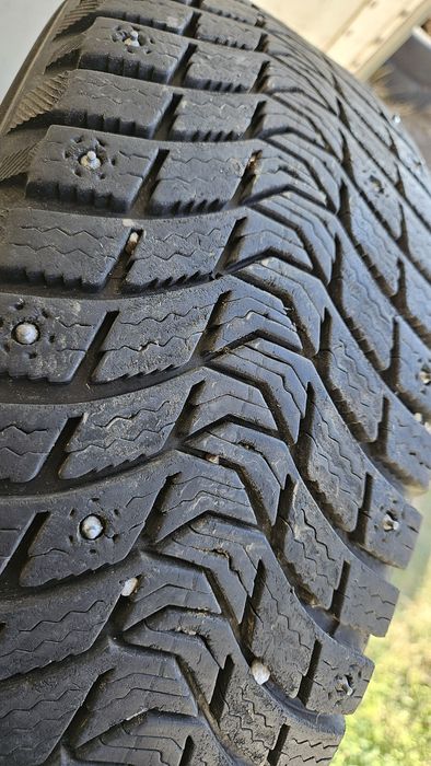 4бр гуми 185 60 15 мишелин