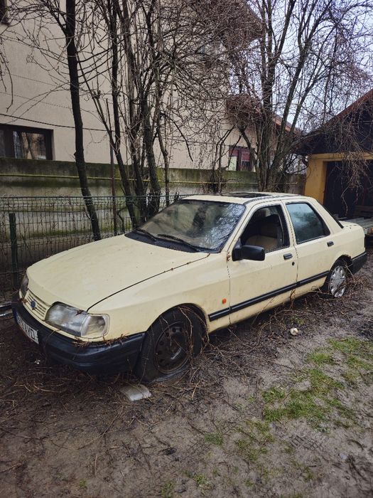 Ford Sierra 2.0i CLX benzina 115hp