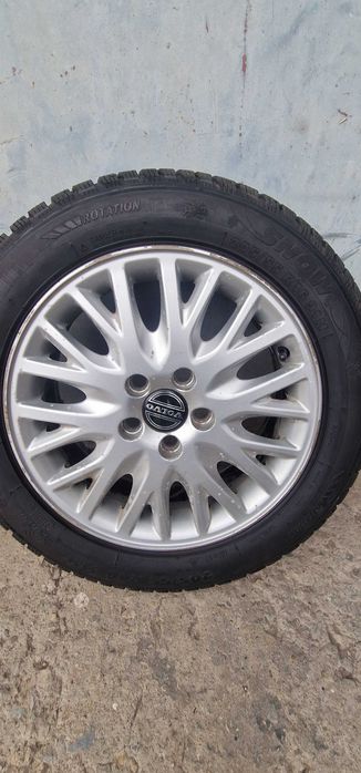 Оригинални джанти със зимни гуми  205/55/R16