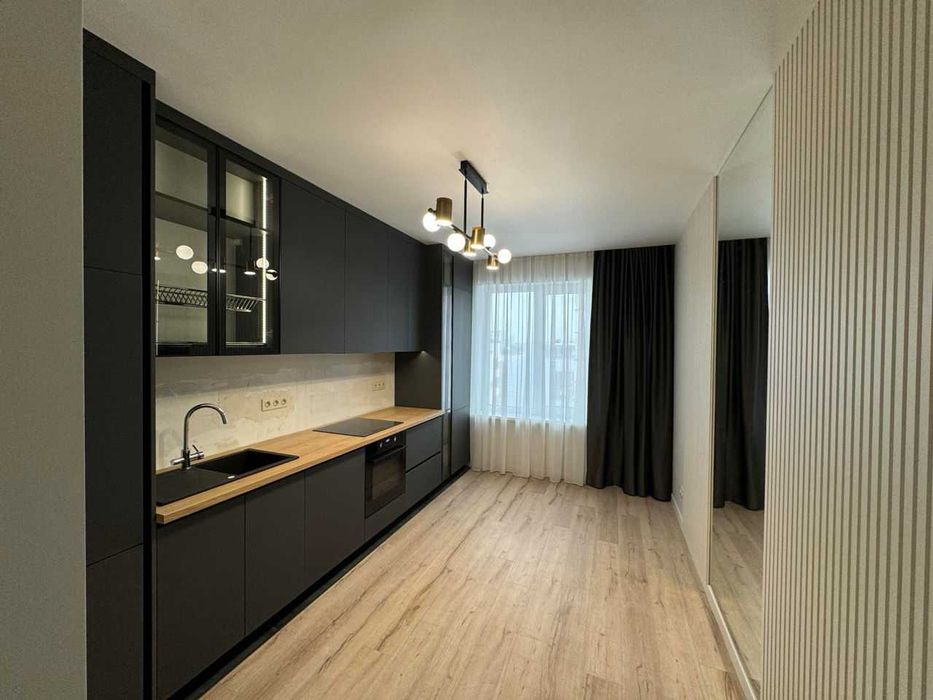 Дава се под наем Двустаен апартамент в София, Витоша - 77 кв.м за 525 € - Снимка #1