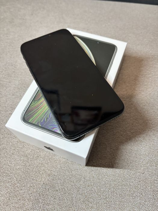 Рродпм или обменяю iphone xs