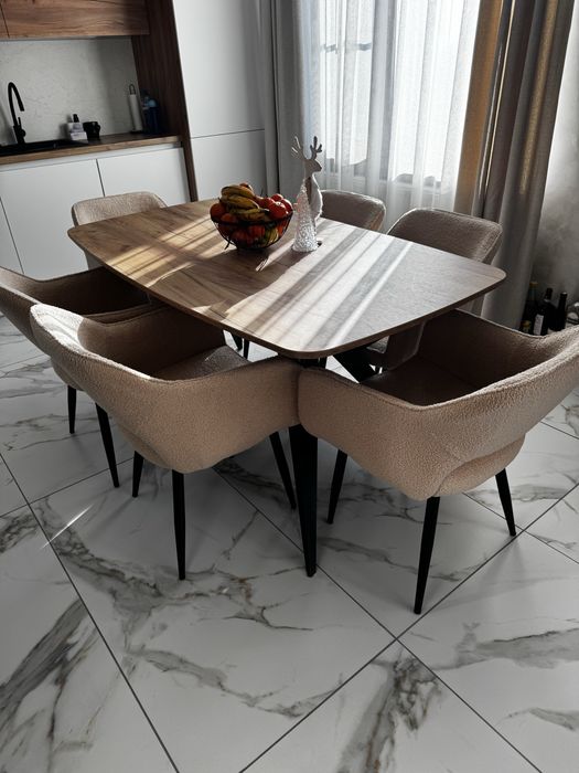 Трапезен стол букле 8 бр.