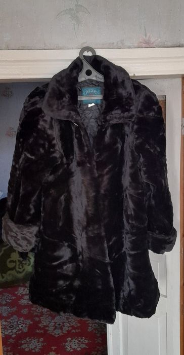 Шуба искуственая р46-48