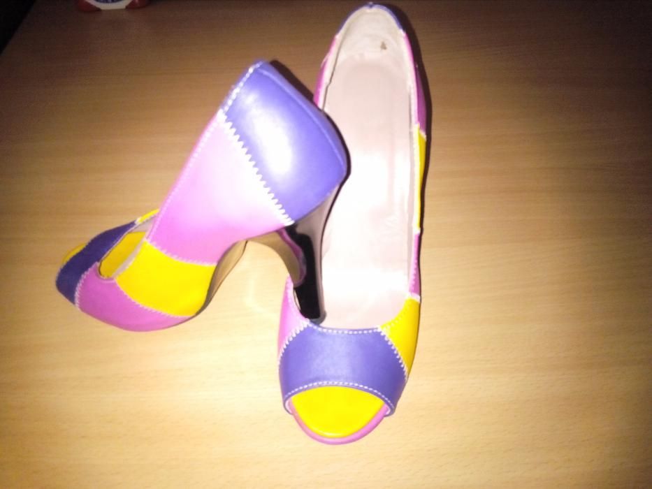 Papuci piele dama