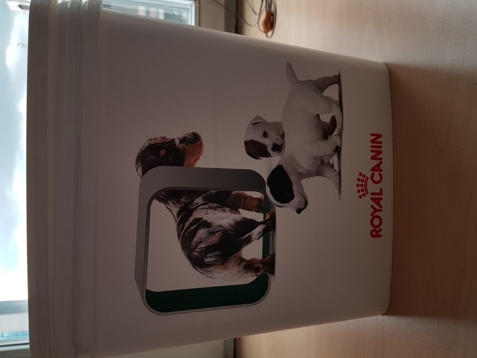 Ведро для корма и зоо мелочей