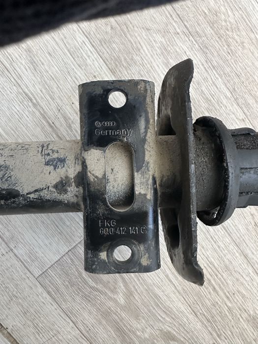 Стойки Skoda Rapid