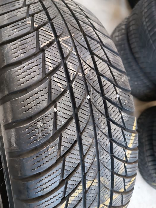 Anvelope iarna 225 60 18 Bridgestone RunFlat