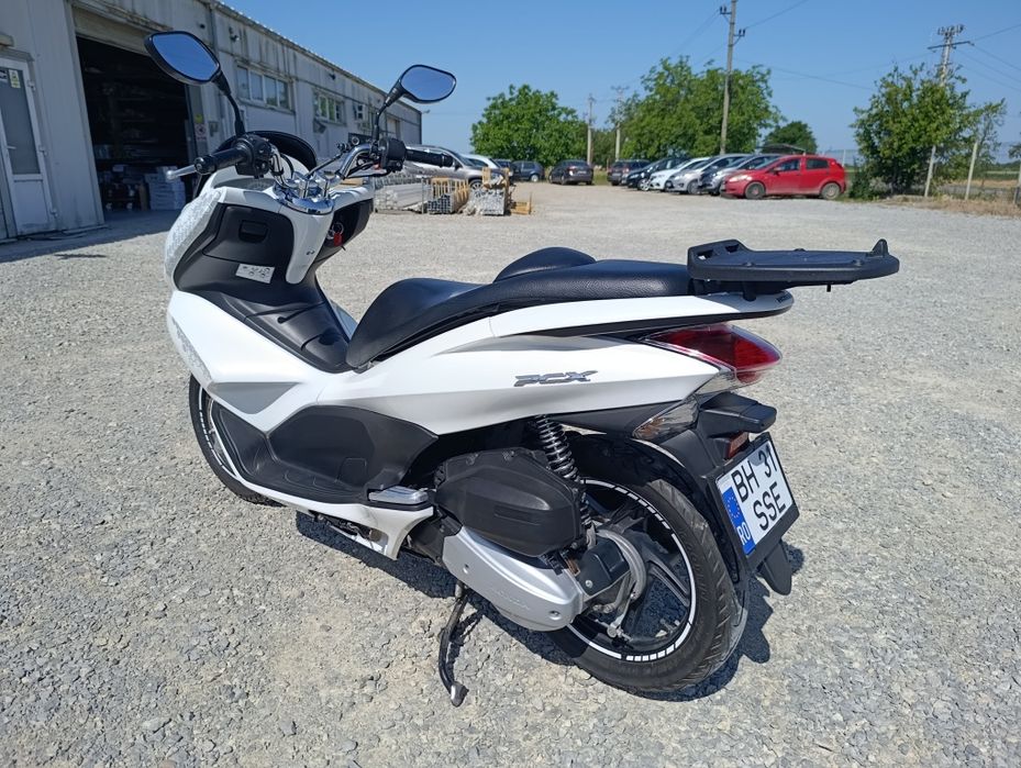 Vand Honda PCX 125 cc an 2012