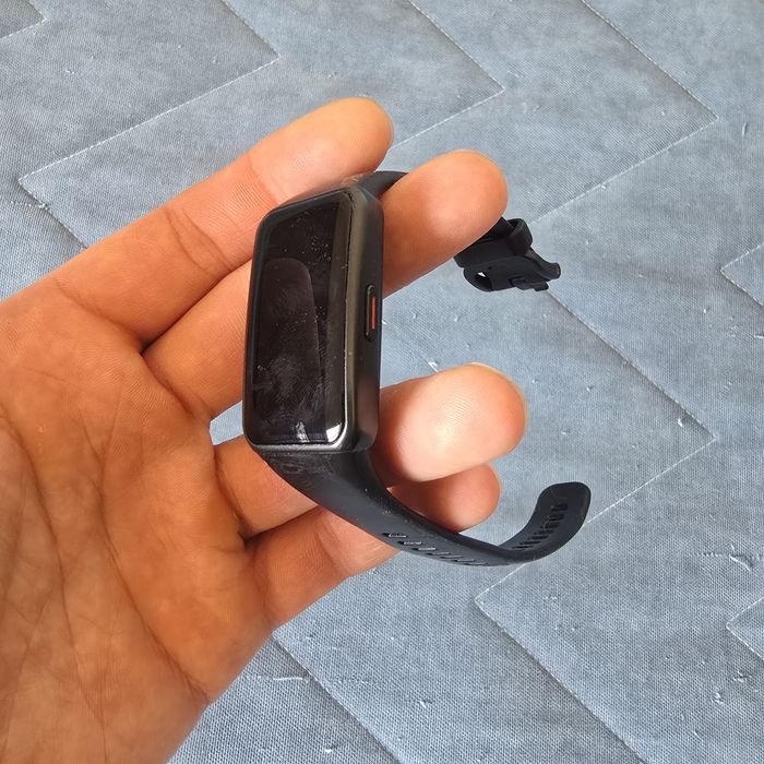 Фитнесчасы Honor Band 6