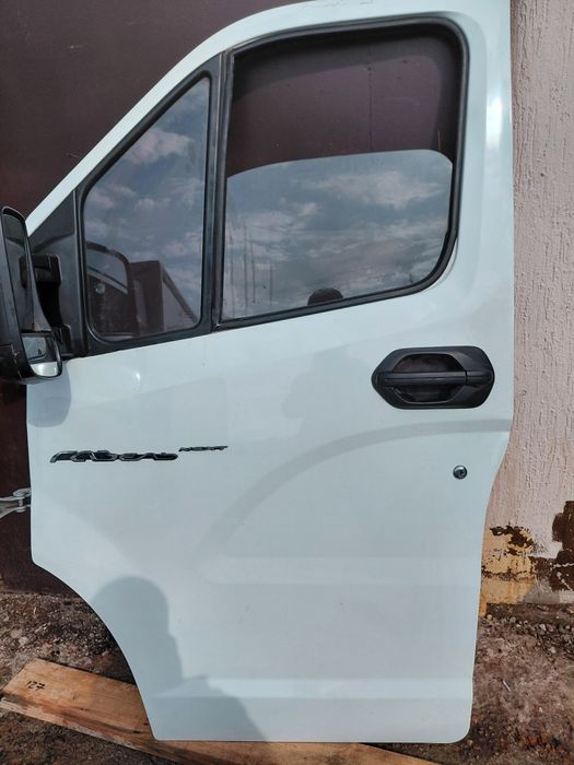 Дверь на Газель некст