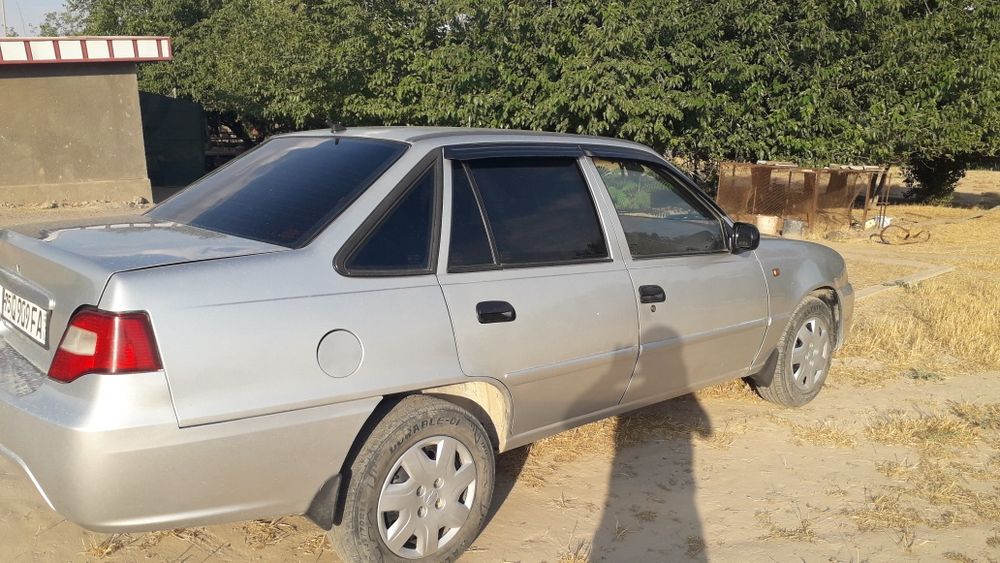Nexia 2  1.6 motor