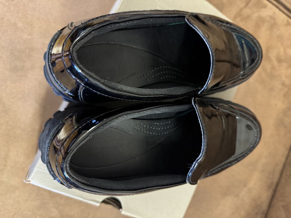 Кожени обувки Clarks