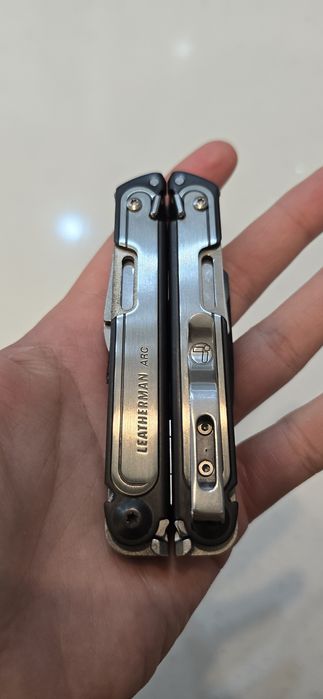 Мултитул Leatherman Arc