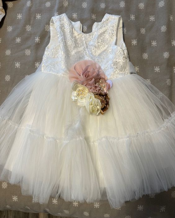 Дизайнерска рокличка за бебе “Nixa”