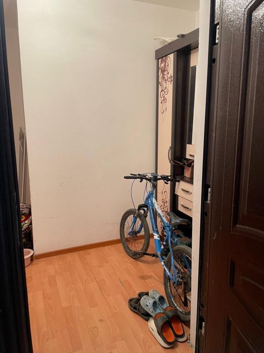 Продаются шкафы и комод