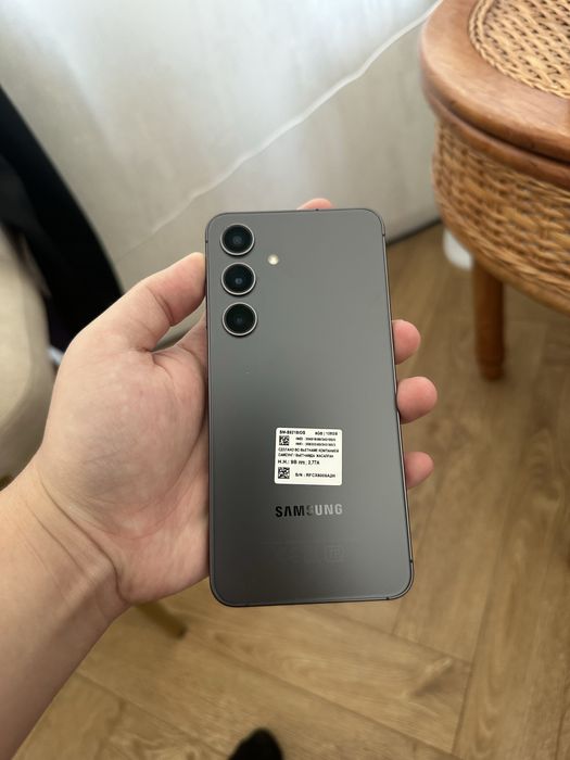 samsung s24  серый