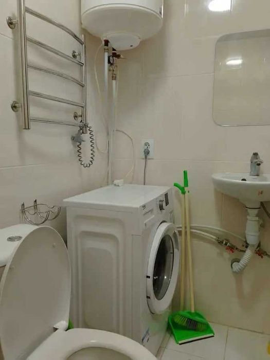 Дава се под наем Едностаен апартамент в София, Зона Б-18 - 43 кв.м за 408 € - Снимка #2