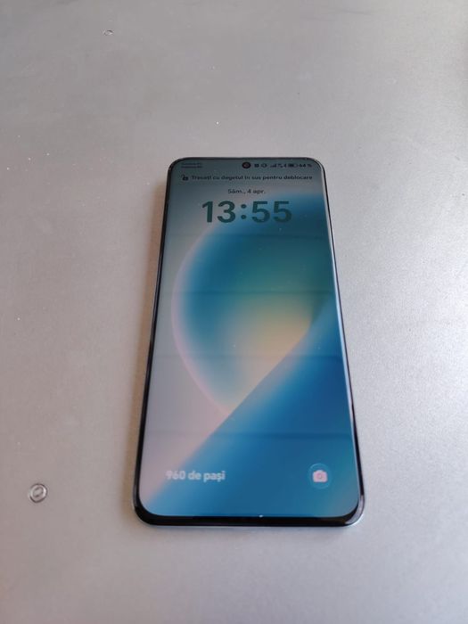 Vând honor 200 impecabil