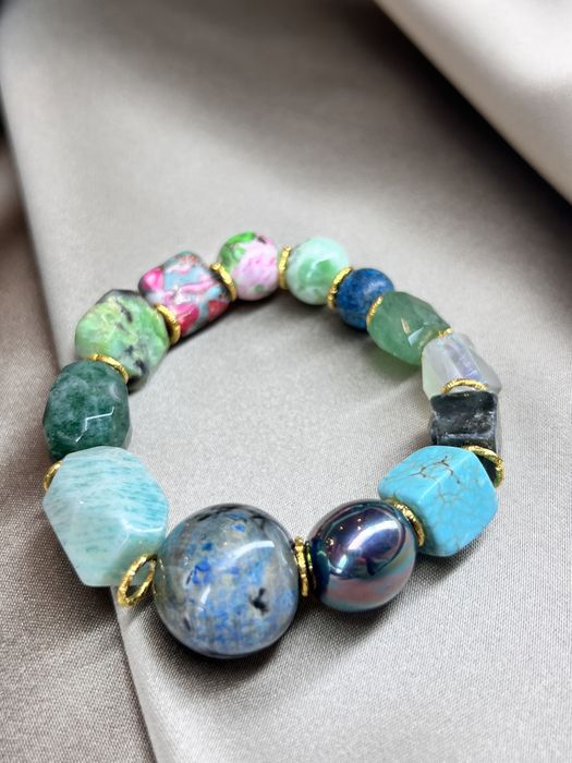 Украшения из натуральных камней