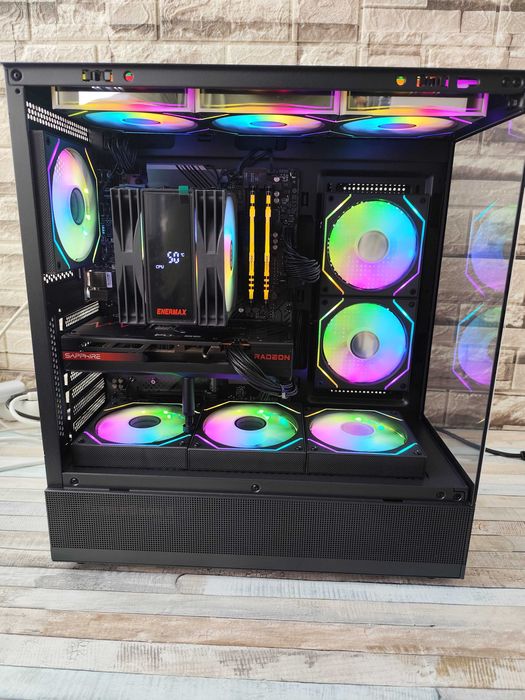 Calculator / PC Gaming NOU / Setup complet–Ryzen 5 3600 + RX 7600 8 GB