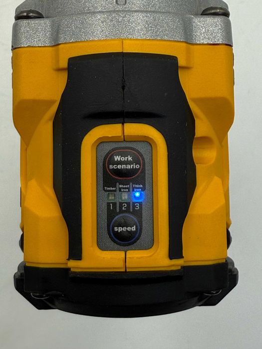 Винтоверт аккумуляторный ROLF TOP-1601, 2500 об/мин, 200 Н·м, 260 Вт