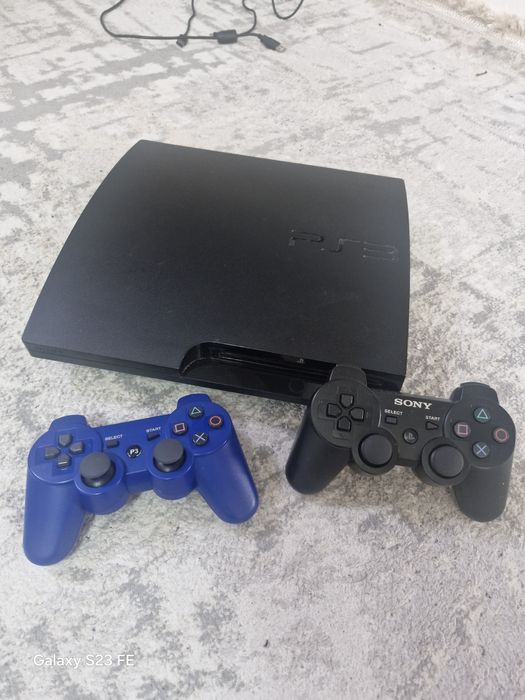 Playstation 3 slim в хорошем состоянии