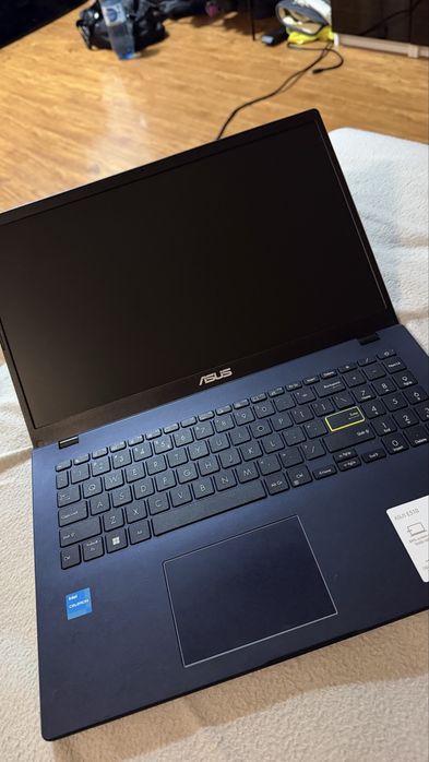 Asus Vivobook E510