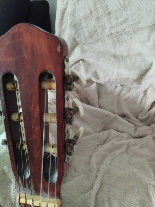 Chitara rară Oscar Teller