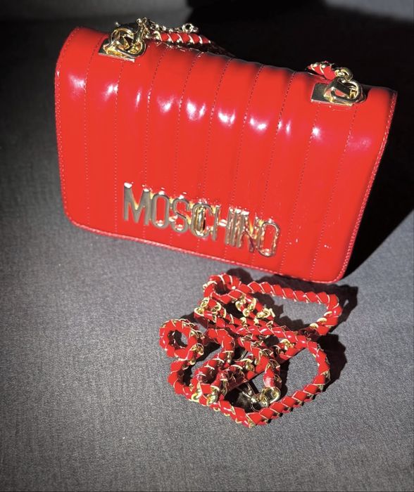 Червена чанта MOSCHINO