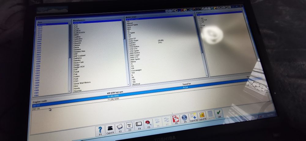 Laptop cu Diagnoză Auto Profesională nouă – Gata de Folosit