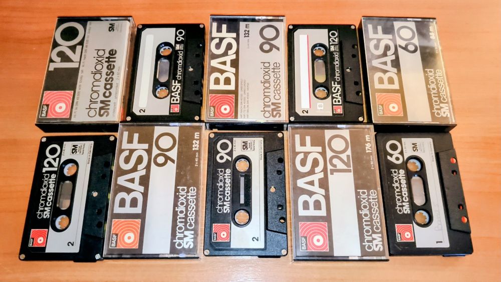 10-Винтажных Аудиокассет BASF