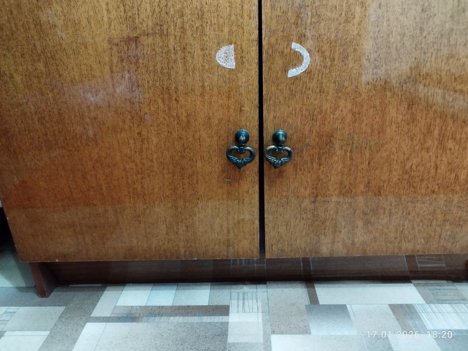 Продам Б/у советскую тумбу