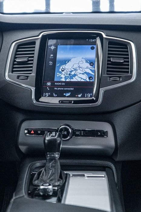 VOLVO XC90 2018 — imagine 4