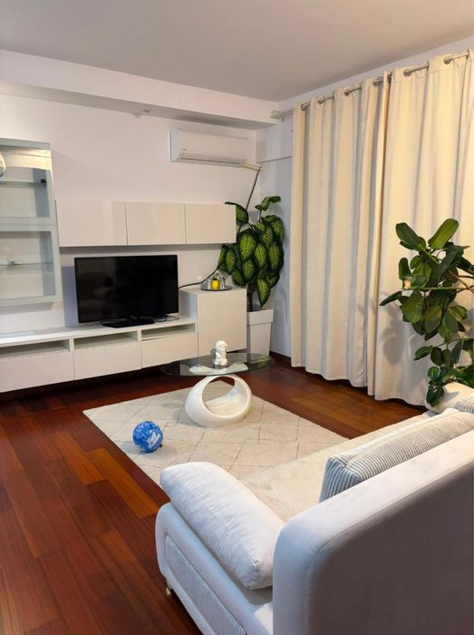 Regim hotelier Bucuresti , Cosmopolis Central (apartament 2 camere)
