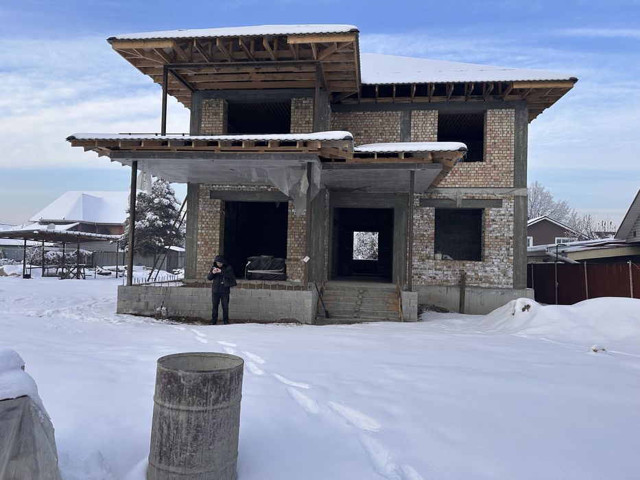 Частный дом в Нур -Алатау