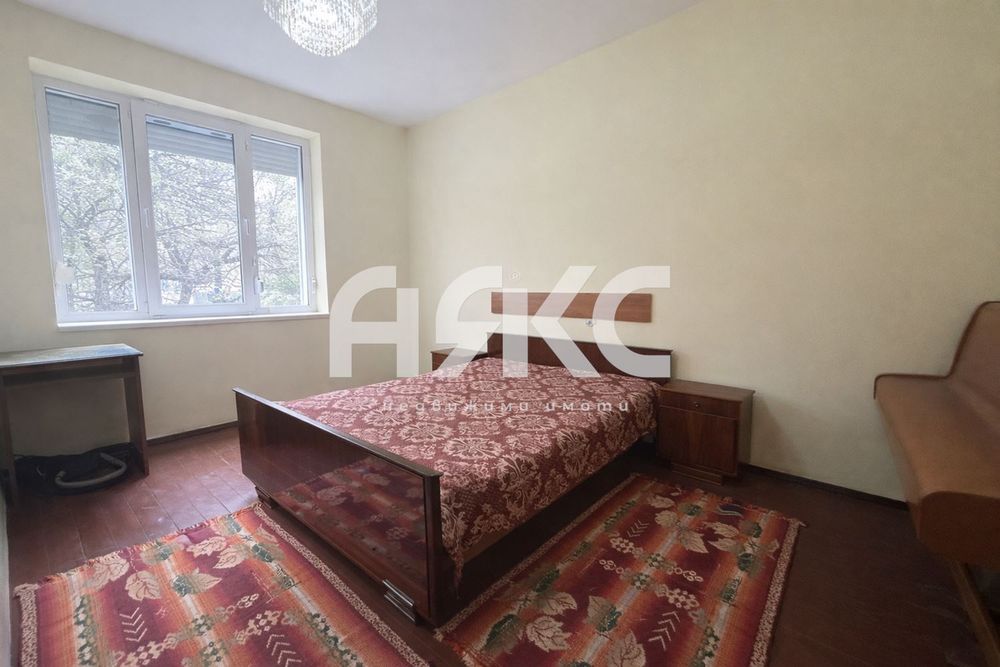 Двустаен обзаведен апартамент в кв. Толстой до МЕТРОСТАНЦИЯ